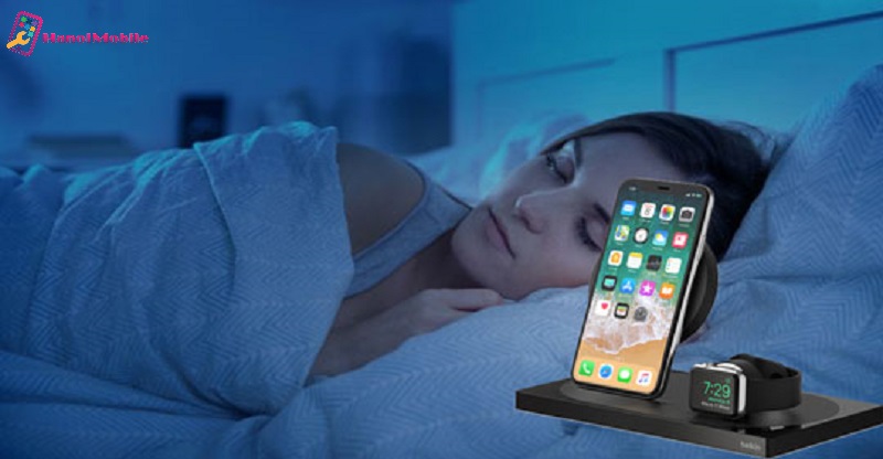 Sạc điện thoại qua đêm là nguyên nhân có thể dẫn đến main bị hư hỏng